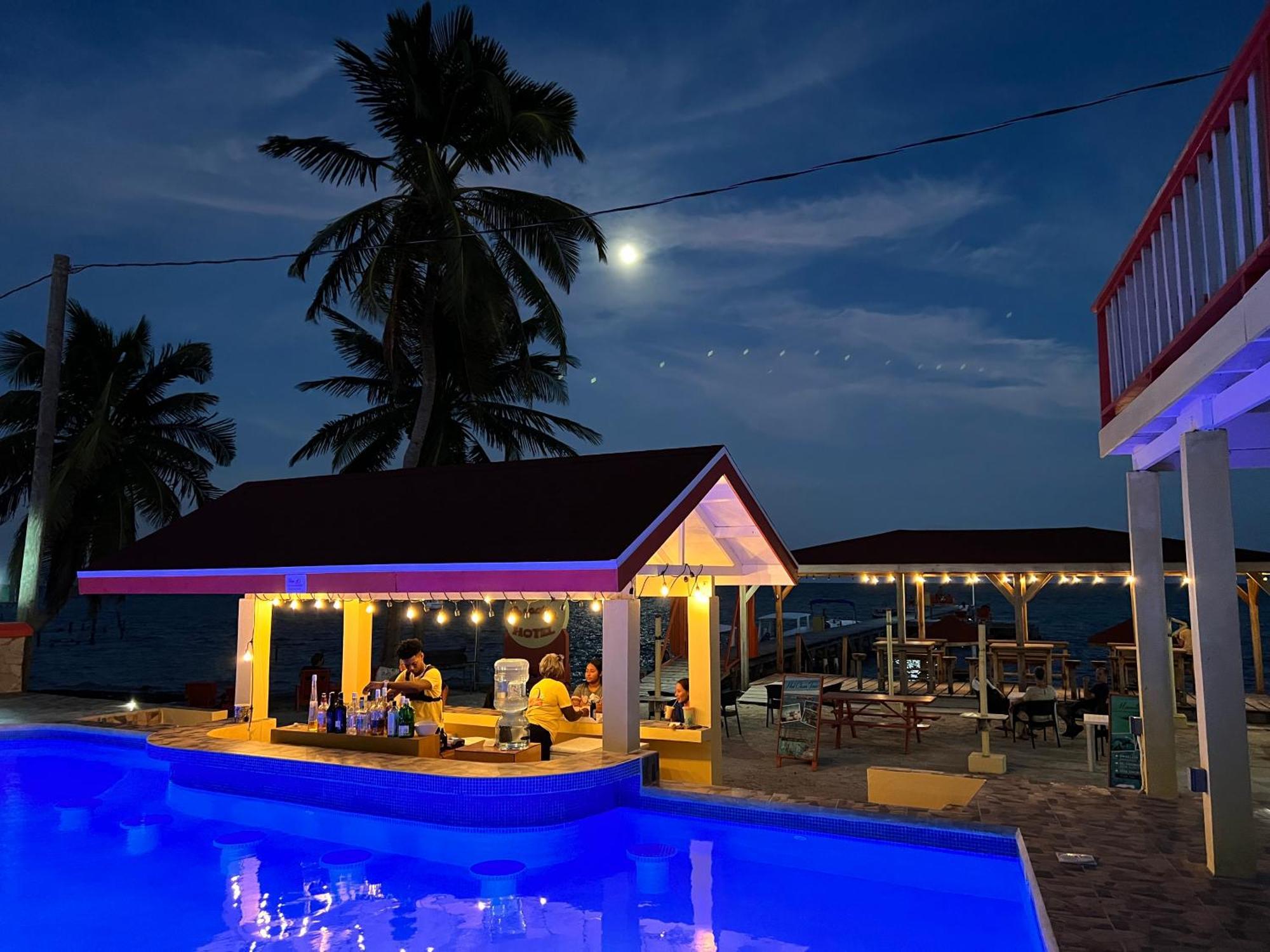 Tropical Paradise Express Caye Caulker Zewnętrze zdjęcie